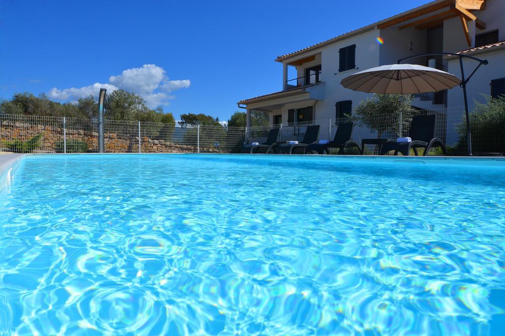 Les Terrasses Du Grand Large Aparthotel Porto Pollo Exteriör bild