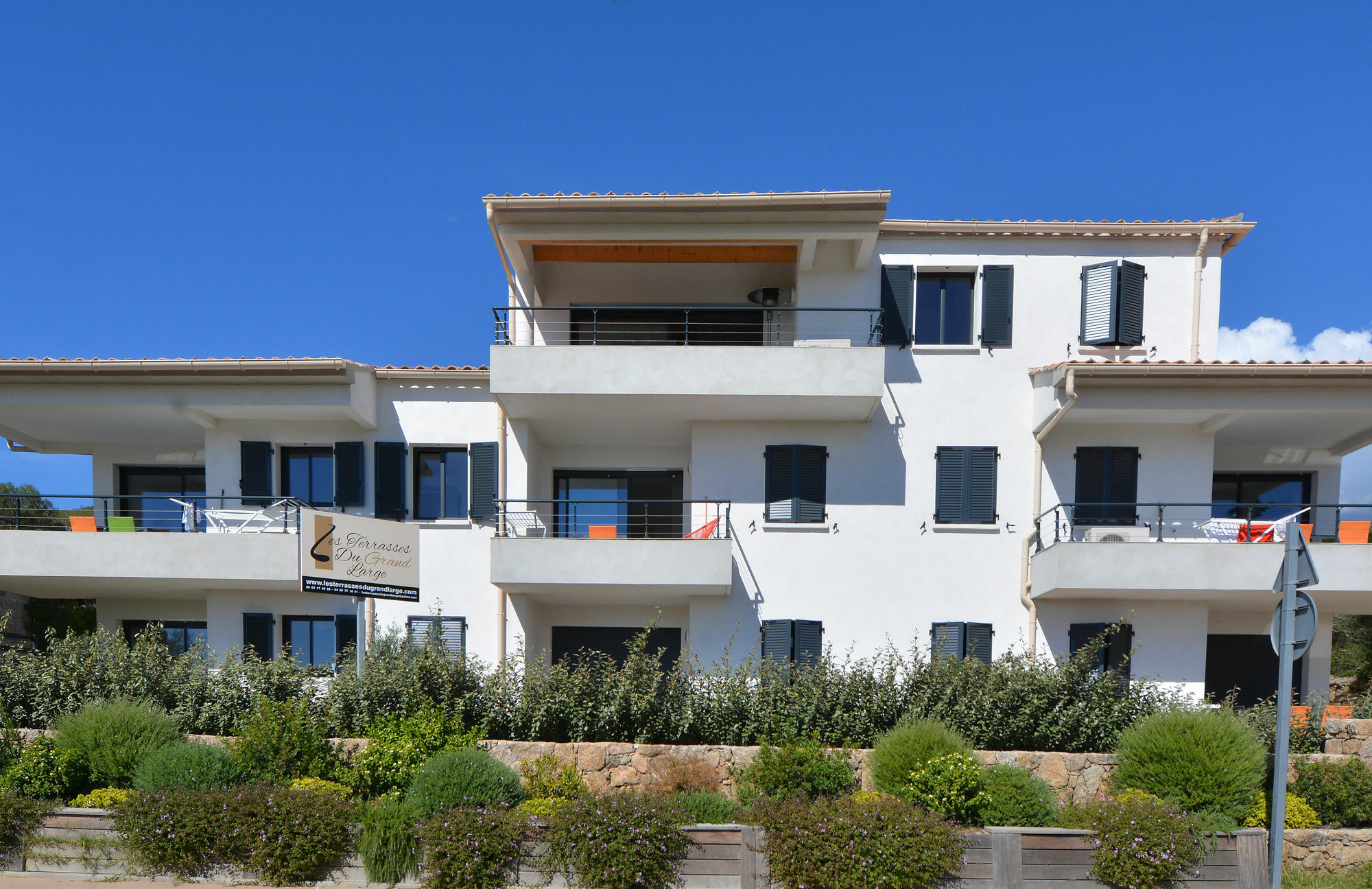 Les Terrasses Du Grand Large Aparthotel Porto Pollo Exteriör bild